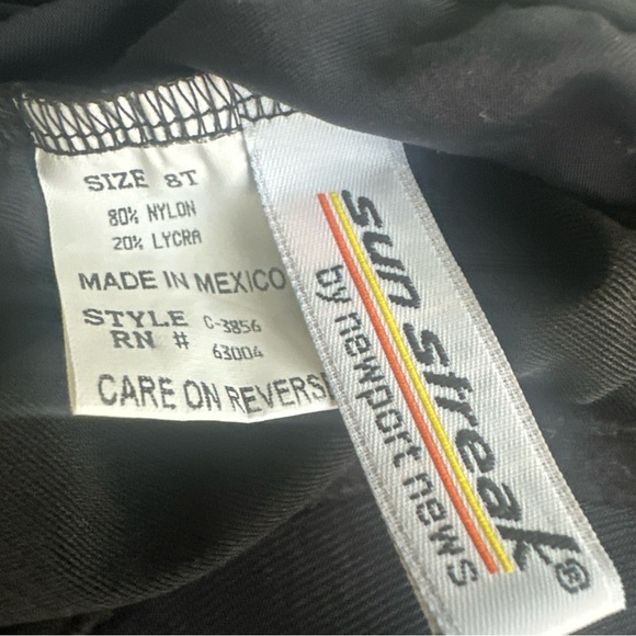 Vintage SUN STREAK Newport News ShapeFX Swimsuit 1-Piece Embroidered Floral 8T - Picture 8 of 12